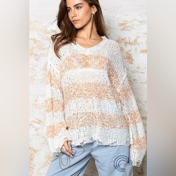 POL | Crochet Sweater - Picture 1 of 10
